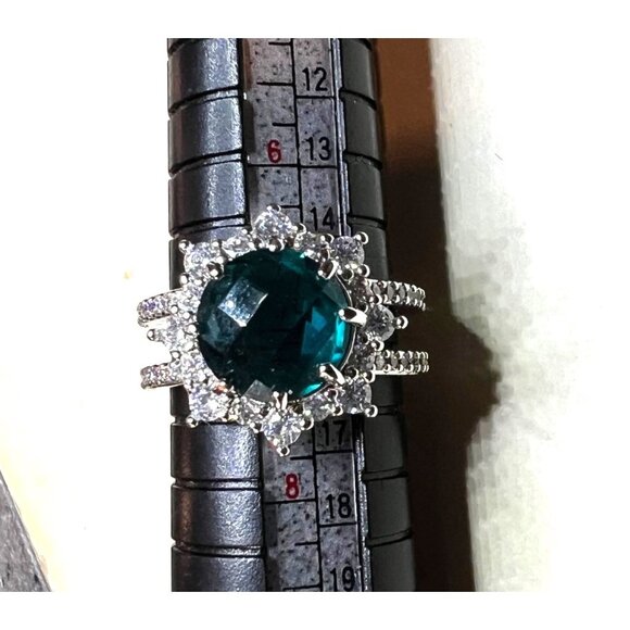 Ring Bomb Party Ring, NWOT, Size 7, blue stone, silver color band - Picture 5 of 5